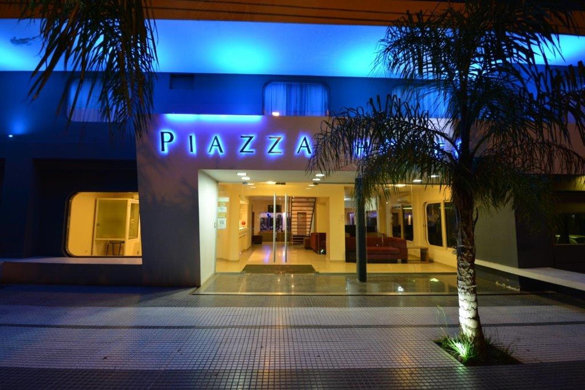Piazza Hotel Βίλα Κάρλος Παζ Εξωτερικό φωτογραφία